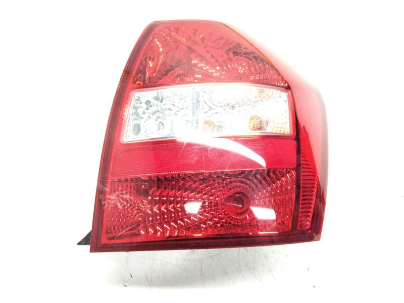 Recambio de piloto trasero derecho para kia cerato 2.0 ex crdi familiar (5-ptas.) referencia OEM IAM 924022F2R  