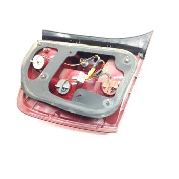 Recambio de piloto trasero derecho para kia cerato 2.0 ex crdi familiar (5-ptas.) referencia OEM IAM 924022F2R  