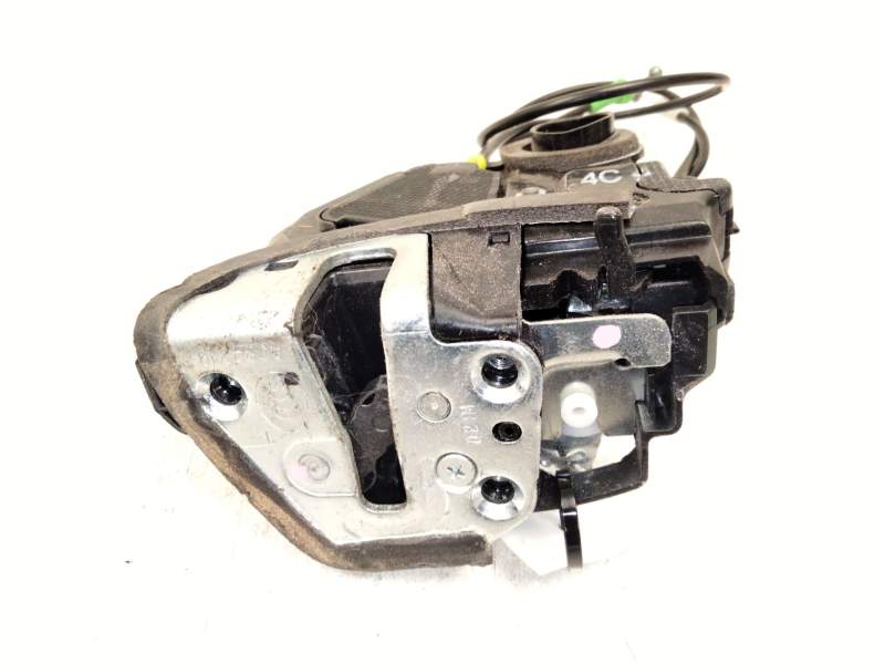 Recambio de cerradura puerta trasera izquierda para toyota auris referencia OEM IAM 6906005051  
