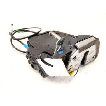 Recambio de cerradura puerta trasera izquierda para toyota auris referencia OEM IAM 6906005051  