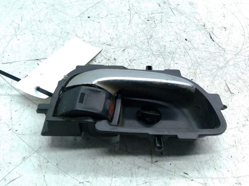 Recambio de maneta interior trasera derecha para toyota auris referencia OEM IAM 69205PD271  
