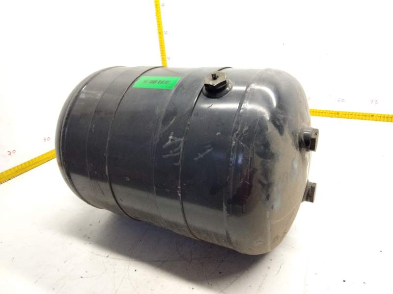 Recambio de calderin para scania referencia OEM IAM 1357950  