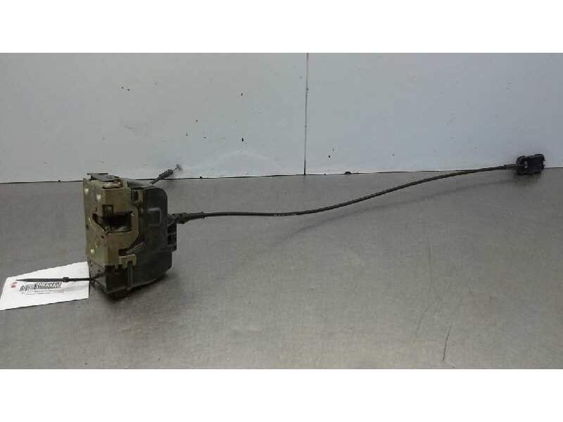 Recambio de cerradura puerta trasera derecha para renault scenic ii 1.5 dci diesel referencia OEM IAM   