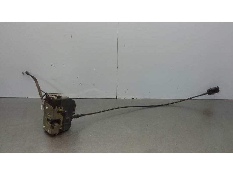 Recambio de cerradura puerta trasera izquierda para renault scenic ii 1.5 dci diesel referencia OEM IAM   