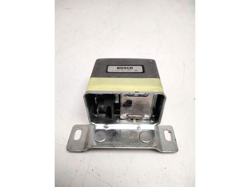 Recambio de regulador alternador para renault 7 (124_) 1.0 referencia OEM IAM 9190146014  