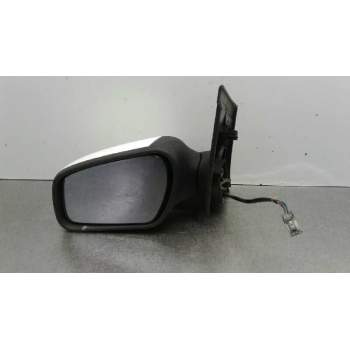RETROVISOR IZQUIERDO 