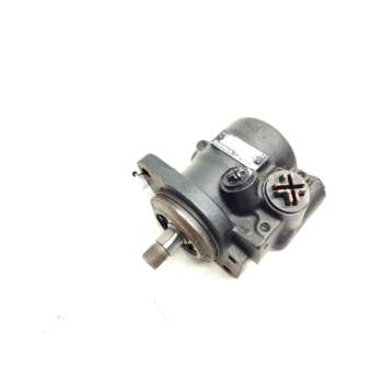 Recambio de bomba direccion para renault referencia OEM IAM 7673955139  
