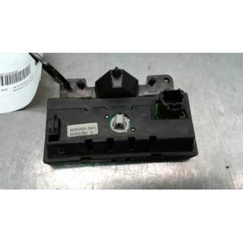 Recambio de pantalla multifuncion para peugeot 206 berlina xr referencia OEM IAM 96250976ZR  