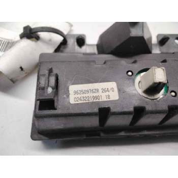 Recambio de pantalla multifuncion para peugeot 206 berlina xr referencia OEM IAM 96250976ZR  
