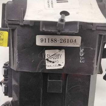 Recambio de caja fusibles para hyundai santa fe (sm) 2.0 gls crdi referencia OEM IAM 9540026500  