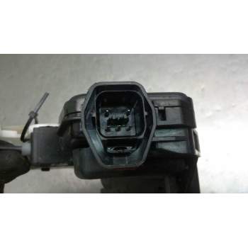 Recambio de cerradura puerta delantera derecha para hyundai santa fe (sm) 2.0 gls crdi referencia OEM IAM   