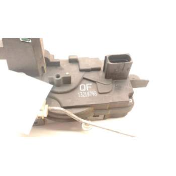 Recambio de cerradura puerta delantera izquierda para opel zafira b cosmo referencia OEM IAM 13210748  