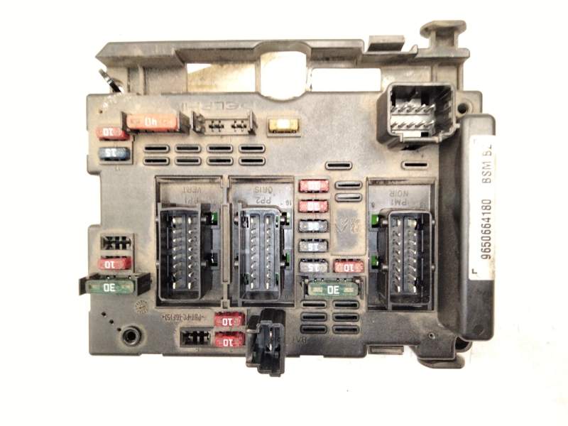 Recambio de caja fusibles para peugeot 206 hatchback (2a/c) 1.4 hdi eco 70 referencia OEM IAM 9650664180  