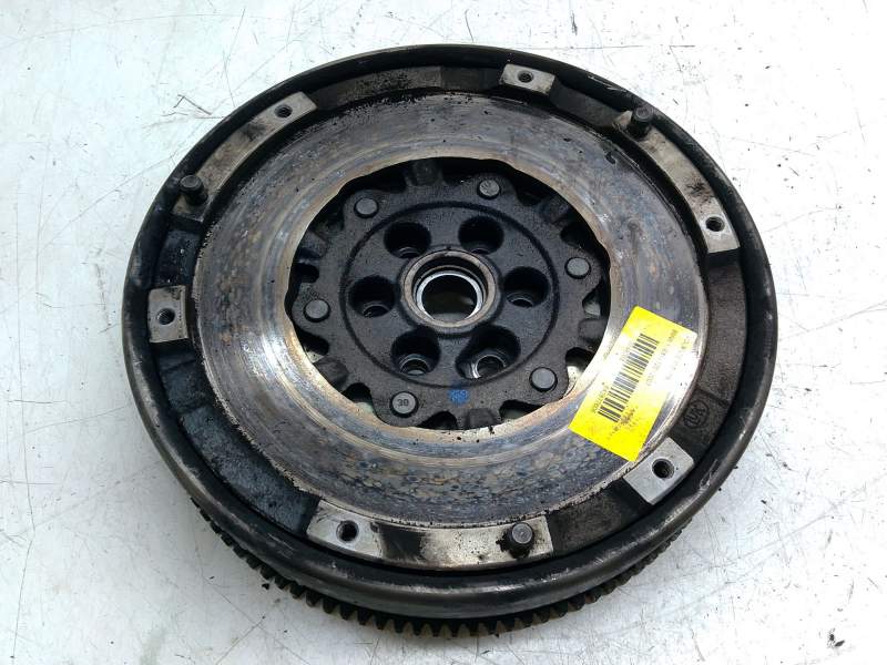 Recambio de volante motor para bmw 1 (e81) 120 i referencia OEM IAM 7560876HU  