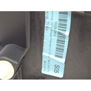 Recambio de guarnecido puerta delantera derecha para bmw serie 1 lim. (f20/f21) referencia OEM IAM 7240404  