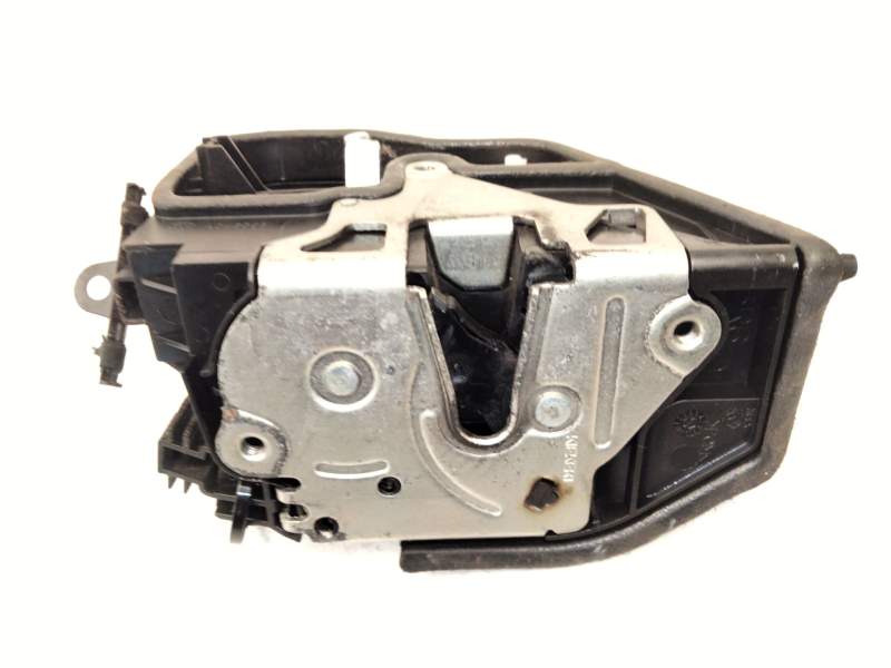 Recambio de cerradura puerta delantera derecha para bmw 1 (e81) 120 i referencia OEM IAM 7202146  