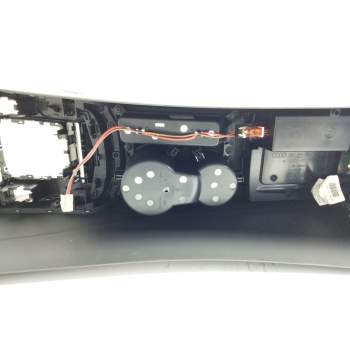 Recambio de reposabrazos para audi a4 berlina (8e) 2.0 tdi quattro (dpf) (103kw) referencia OEM IAM 8K0864981F  