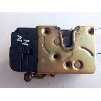 CERRADURA PUERTA TRASERA IZQUIERDA 