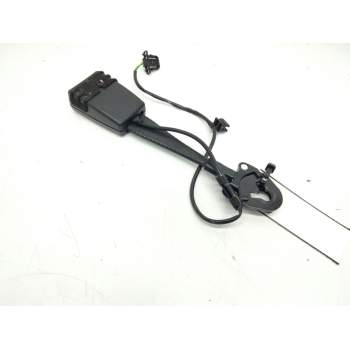 ENGANCHE DELANTERO DERECHO 8K0857755D 