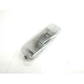 LUZ INTERIOR 4E0947105 