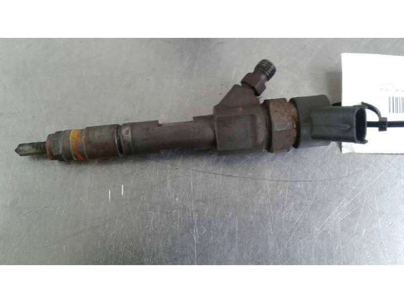 Recambio de inyector para renault megane ii familiar dynamique confort referencia OEM IAM 8200100272  