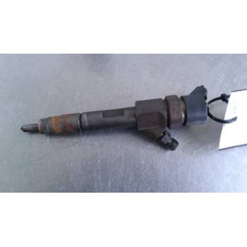 Recambio de inyector para renault megane ii familiar dynamique confort referencia OEM IAM 8200100272  