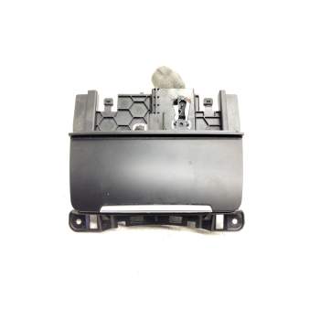 CENICERO 8K0857951 