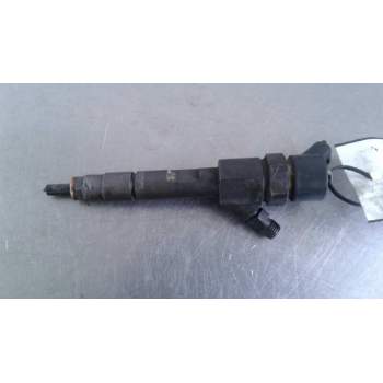 Recambio de inyector para renault scenic ii 1.9 dci diesel referencia OEM IAM 8200100272  