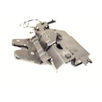Recambio de cerradura maletero / porton para bmw 1 (e81) 120 i referencia OEM IAM 7840617  