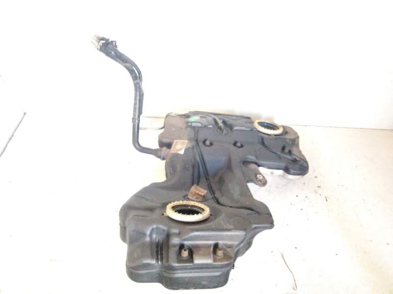 Recambio de deposito combustible para audi a4 berlina (8e) 2.0 tdi quattro (dpf) (103kw) referencia OEM IAM 8K0201021FC  