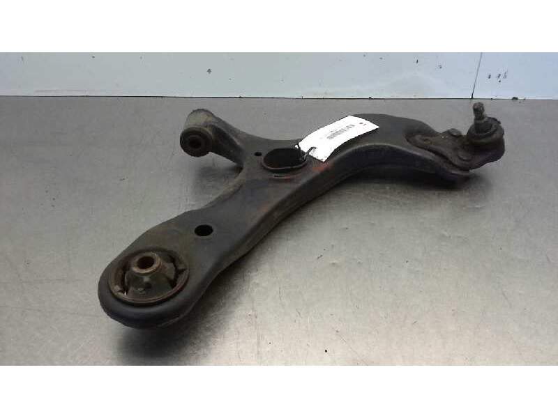 Recambio de brazo suspension inferior delantero derecho para toyota prius+ eco referencia OEM IAM   