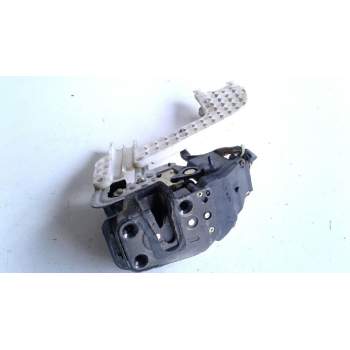 Recambio de cerradura puerta trasera izquierda para kia cerato 2.0 turbodiesel cat referencia OEM IAM   