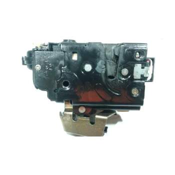 Recambio de cerradura puerta trasera izquierda para audi a6 berlina (4b2) 2.5 tdi referencia OEM IAM 4B0839015G  