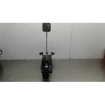 Recambio de pedal embrague para nissan atleon 110.56 referencia OEM IAM G07662  