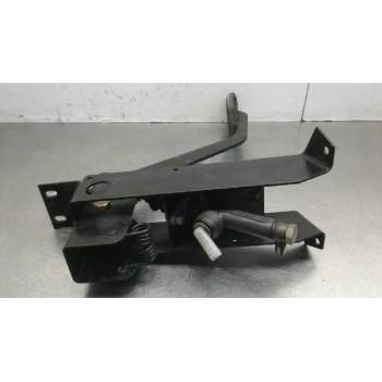 Recambio de pedal embrague para nissan atleon 110.56 referencia OEM IAM G07662  