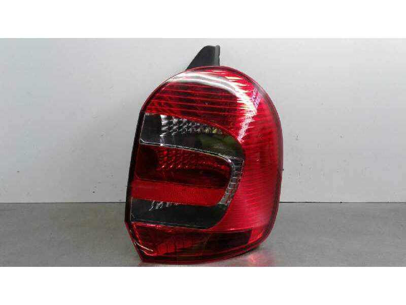 Recambio de piloto trasero derecho para renault grand modus 1.5 dci diesel fap referencia OEM IAM 8200658413R  