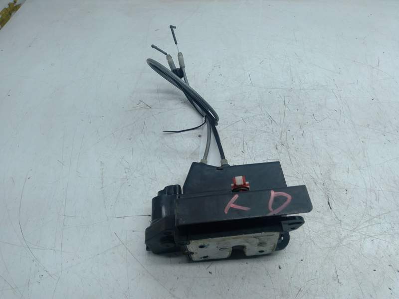 Recambio de cerradura puerta trasera derecha para ssangyong rodius i 2.7 xdi 4wd referencia OEM IAM 7132021004  