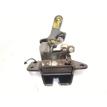 Recambio de cerradura maletero / porton para ssangyong rodius i 2.7 xdi 4wd referencia OEM IAM 7141021002  