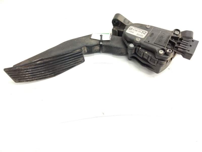 Recambio de pedal acelerador para opel vectra c berlina cosmo referencia OEM IAM 9186724  