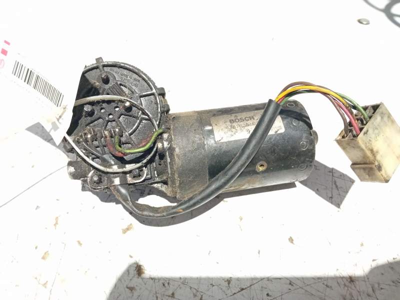 Recambio de motor limpia delantero para mercedes-benz sprinter 02.00  caja cerrada 313 cdi (903.661-662) referencia OEM IAM 0390