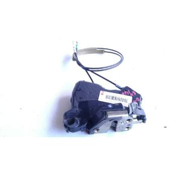 Recambio de cerradura puerta delantera derecha para toyota corolla (e12) 2.0 d-4d linea luna berlina referencia OEM IAM   