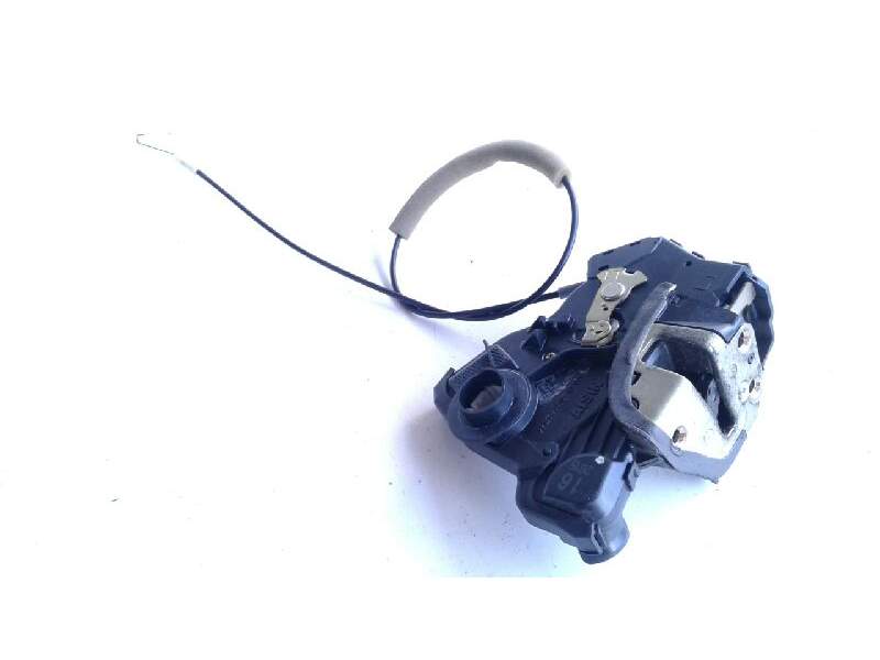Recambio de cerradura puerta delantera izquierda para toyota corolla (e12) 2.0 d-4d linea luna berlina referencia OEM IAM   