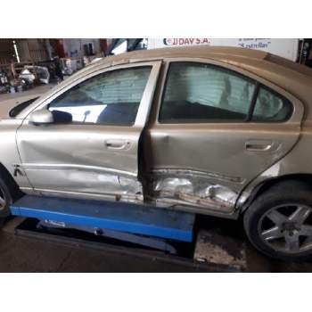 volvo s60 berlina del año 2005