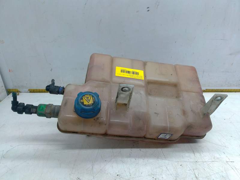 Recambio de deposito expansion para iveco daily v furgoneta 29s13, 29l13, 35c13, 35s13, 40c13, 40s13 referencia OEM IAM 58013034