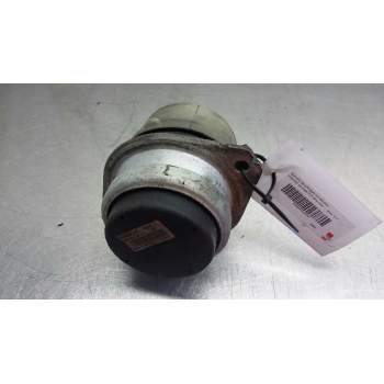 SOPORTE MOTOR DERECHO INFERIOR 94837505001 