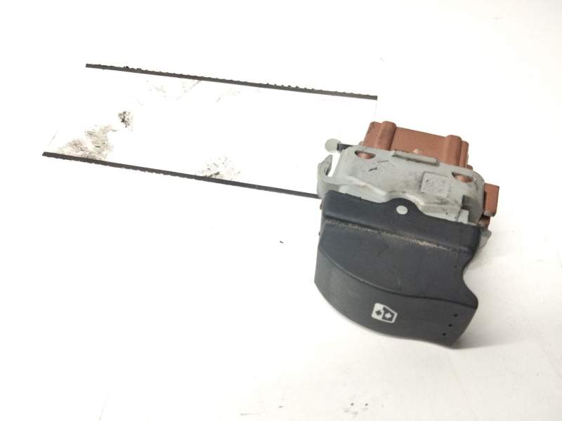 Recambio de mando elevalunas trasero izquierdo para renault laguna ii (bg0) 1.6 referencia OEM IAM   