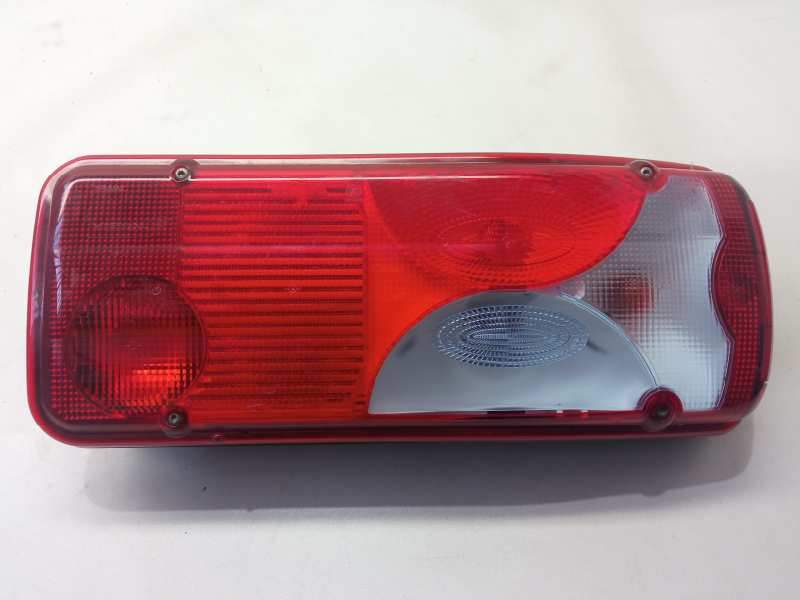 Recambio de piloto trasero derecho para man tgx 18.xxx fg / 4x2 bl xl referencia OEM IAM 81252256551 156528 
