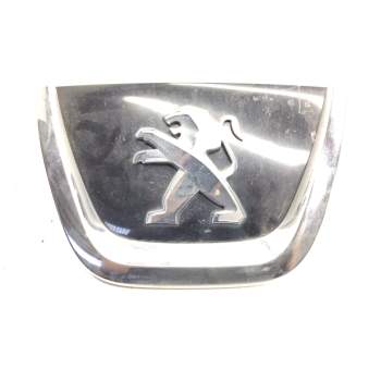 Recambio de emblema logo para peugeot 308 access referencia OEM IAM 3564161300  