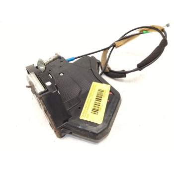 Recambio de cerradura puerta trasera izquierda para toyota avensis sedán (_t25_) 2.0 (azt250_) referencia OEM IAM 6906002102  