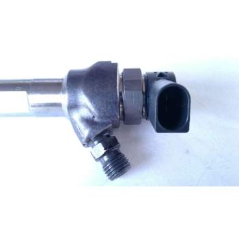 Recambio de inyector para volkswagen touran (5t1) 2.0 tdi referencia OEM IAM 0445110469  